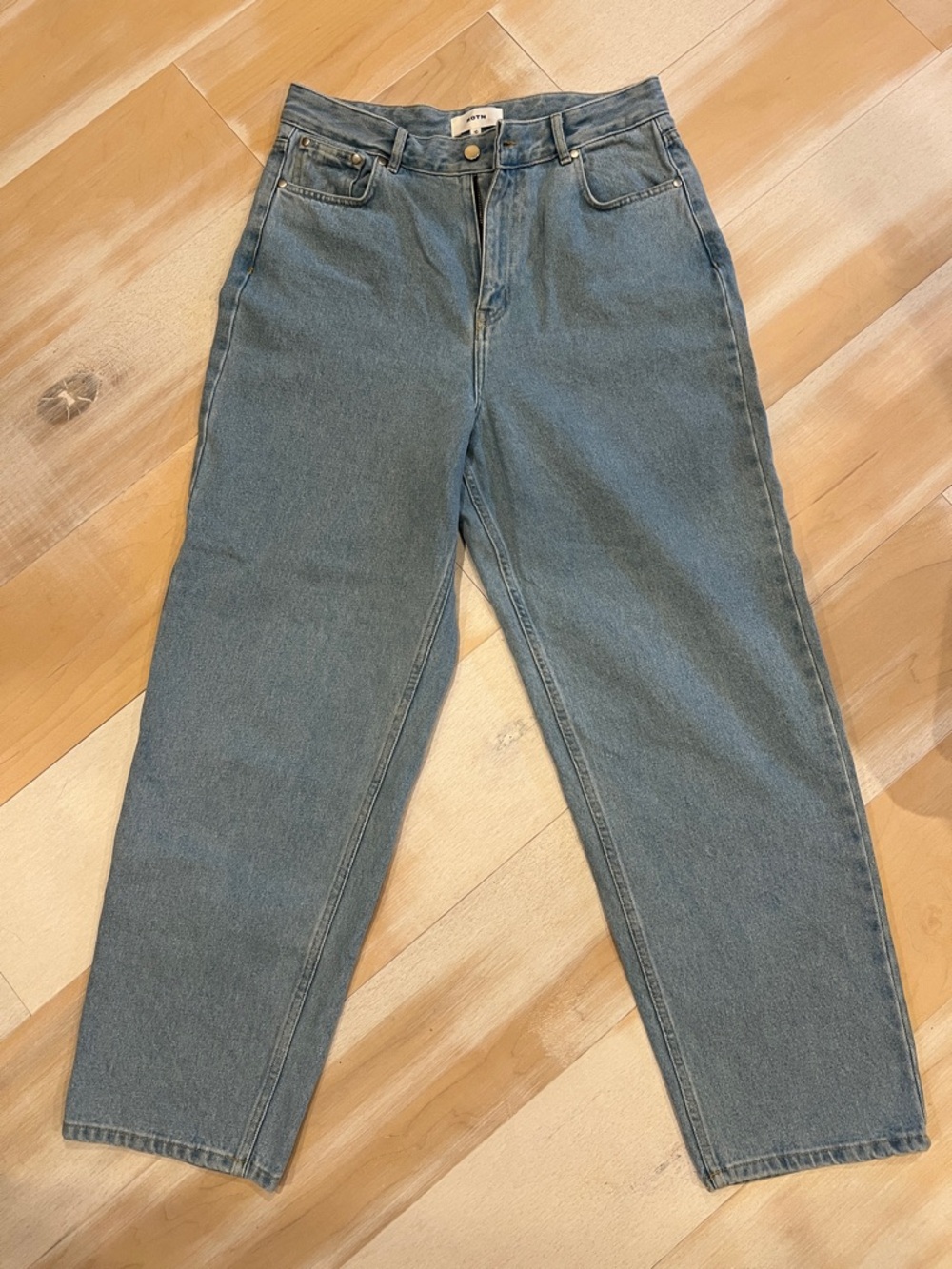 KOTN Women's Boyfriend Jeans in Blue Denim